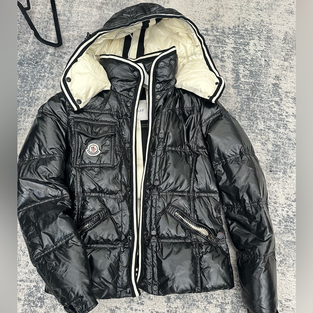 Moncler Quincy Puffer Jacket Black Size 1